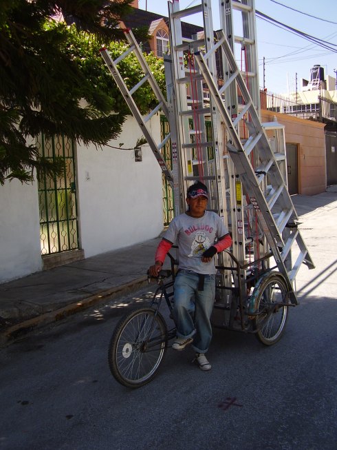 bici-vendedor-escaleras